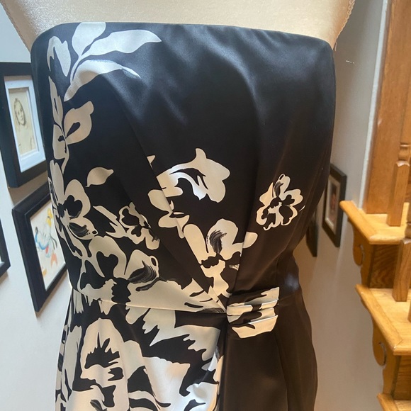 WHBM Formal Gown - Picture 2 of 12